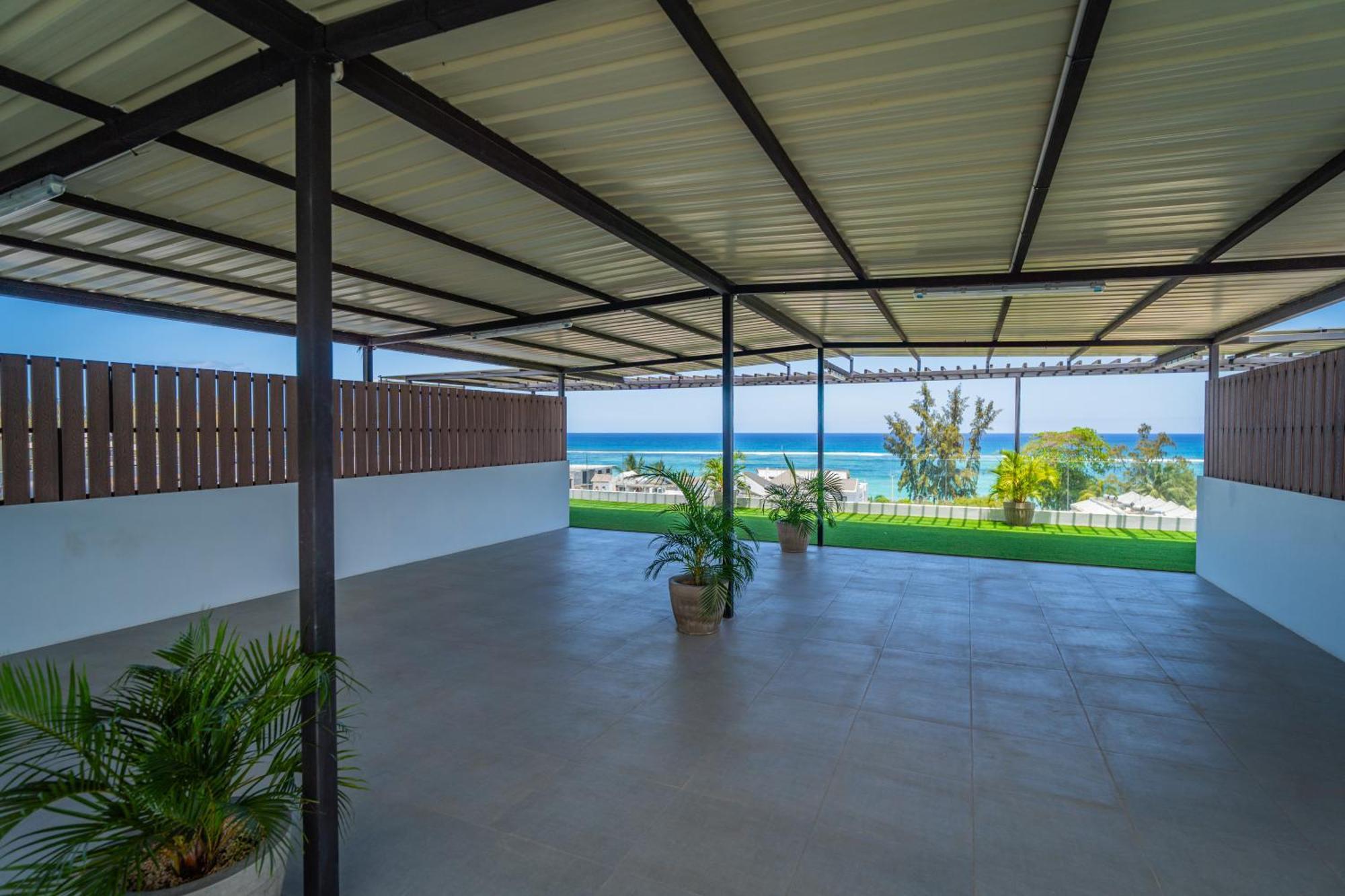 Driftwood Beach Apartment "Oasis In Paradise" Flic en Flac Exterior photo