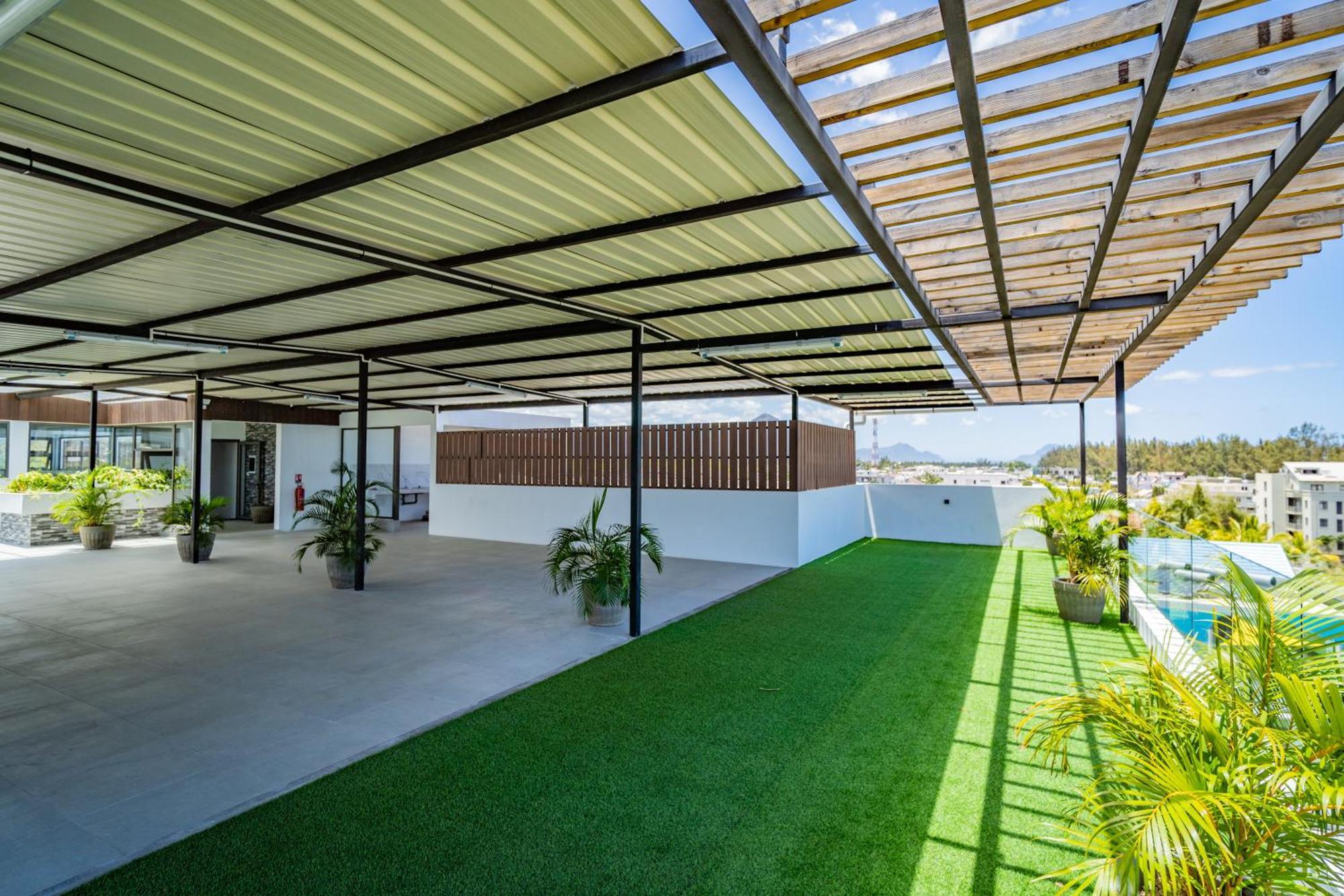 Driftwood Beach Apartment "Oasis In Paradise" Flic en Flac Exterior photo